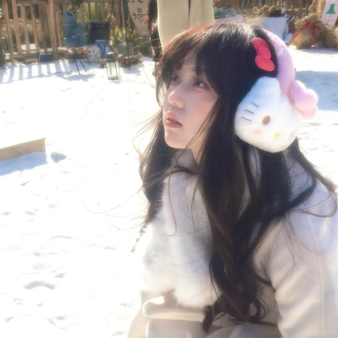 魂穿废材后夫人被全家宠上天